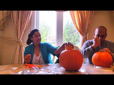 Carving Pumpkins with Gecko of PJ Masks for Halloween